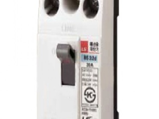 Mccb LS BS32c w/c (có vỏ) 6-10-15-20-30A 1.5kA